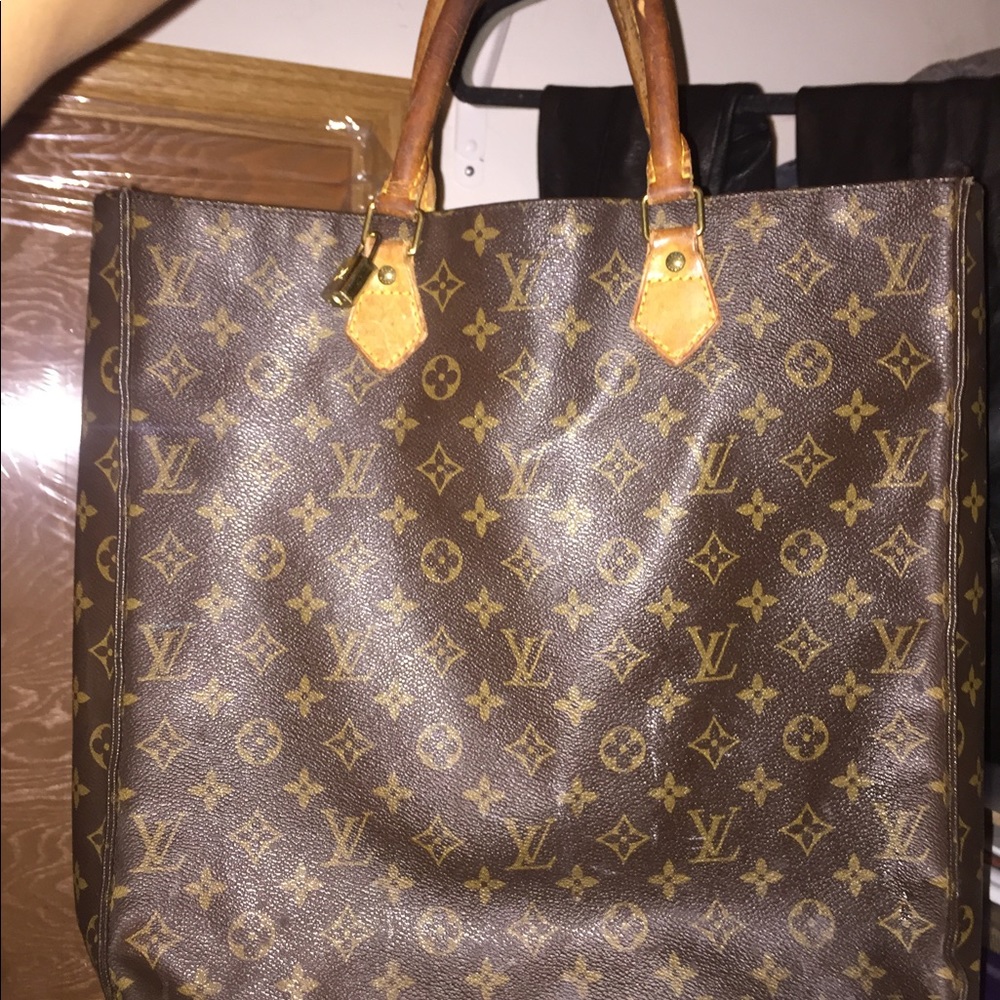 Authentic Vintage Louis Vuitton **Authentic